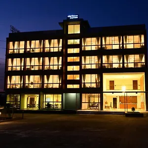 Clarks Express, Krs Road-mandya, 4*, Mysore India