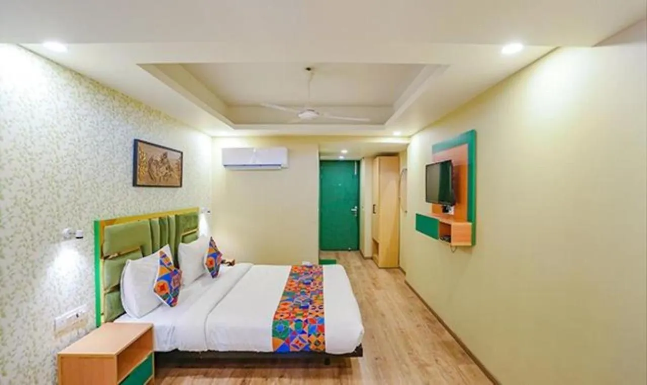 Hotel Fabhotel Aerosky Grand Delhi